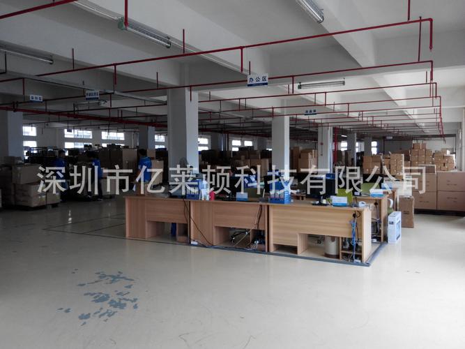 极致纤薄，尽显雅致——1英寸窄边框数码相框在化妆品展柜广告中的新应用